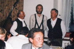 1985-06-22-Dreigesang-li.Baumgartl-Hort-re.Huber-Sepp