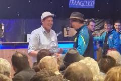 1_Fahnenweihe-3 Vater und Sohn Schrall